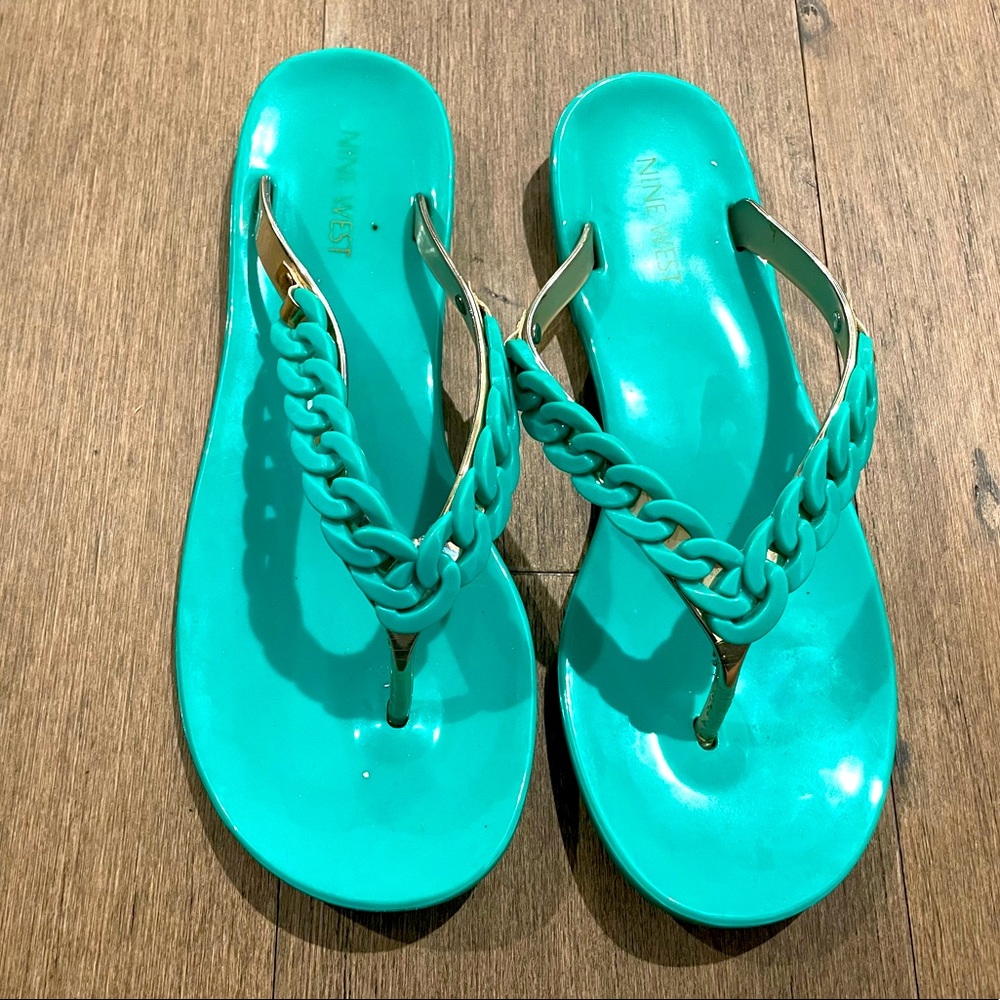 Bamboo Size 8 teal sandals